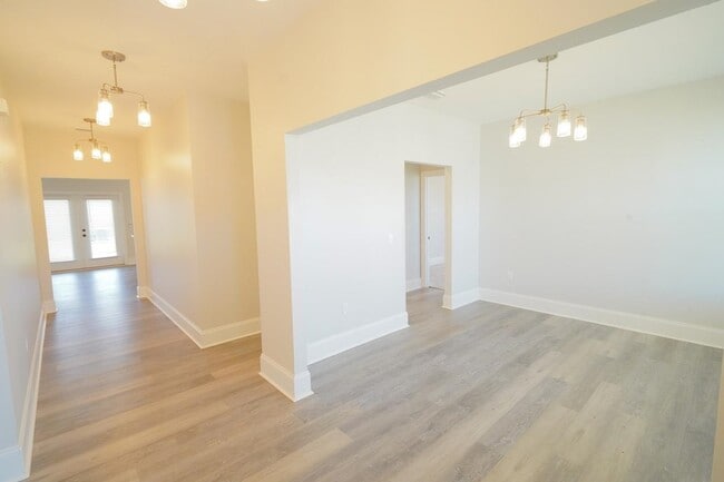 3846 Arbor Dr
