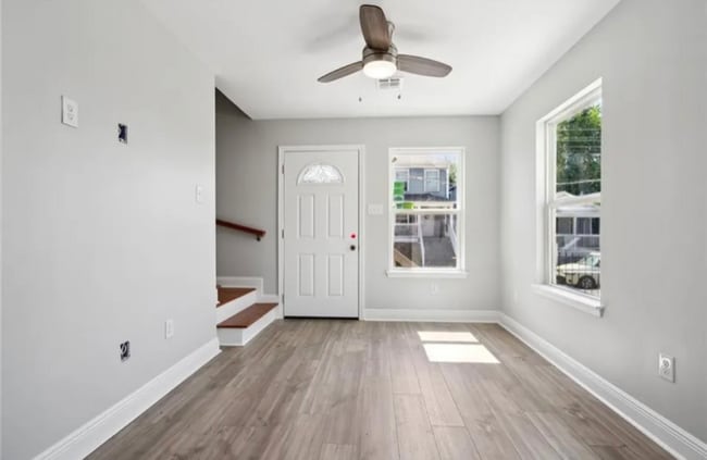 Photo - 2421 S Roman St