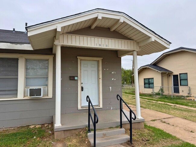 Photo - 1818 Collins Ave Unidad 1