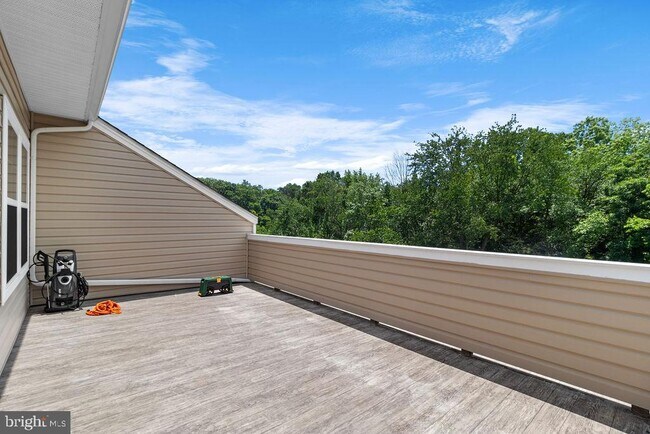 Photo - 1035 Edenberry Wy