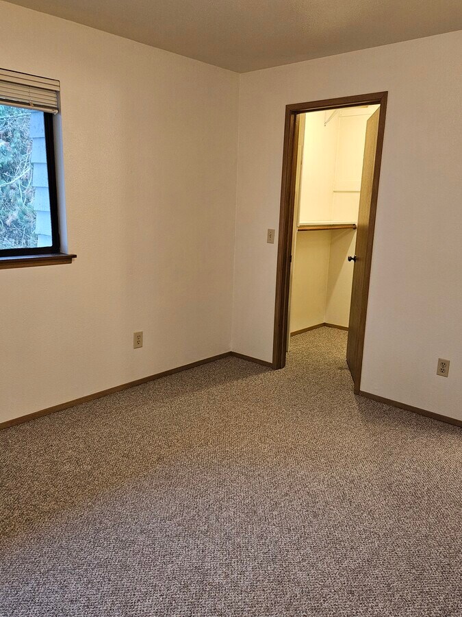 Photo - 3011 NE 147th St