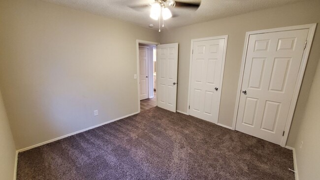 Photo - 4123 S Washington St Unidad A