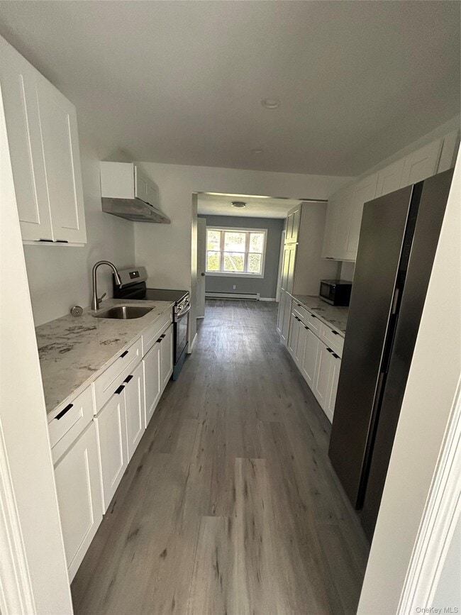 Photo - 215 Dahlia Dr