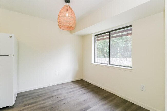 Photo - 2803 Cornish Cir