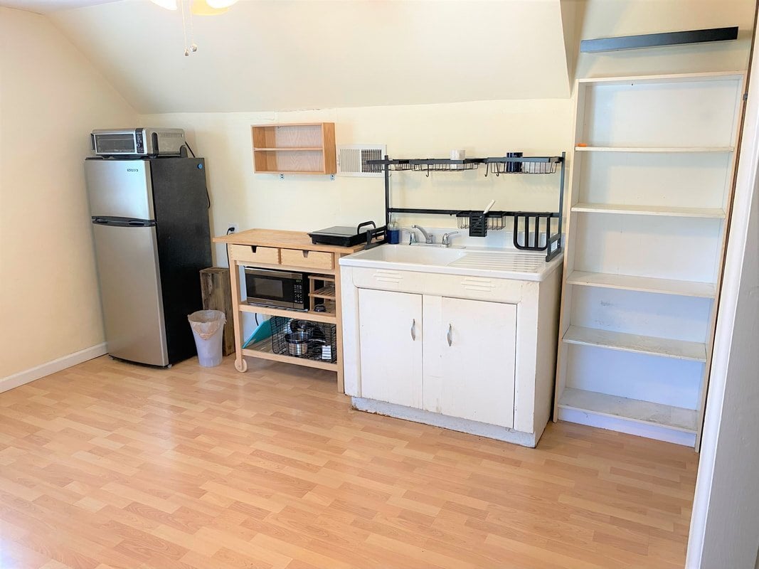 Photo - 3015 Tamm Ave