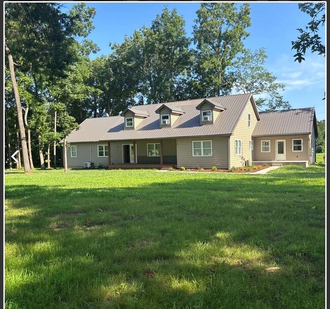 Photo - 1190 B Hall Rd House