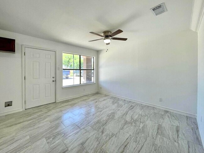 Photo - 201 Masterson Rd Unit 108