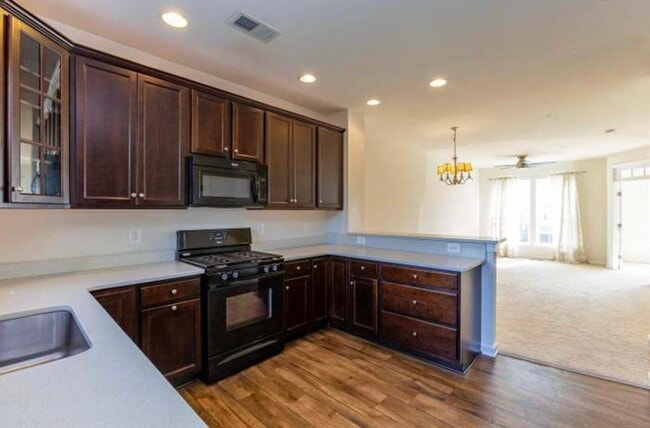 Photo - 7440 Riding Meadow Way