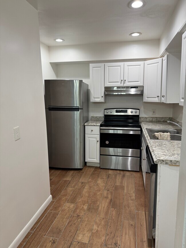 Photo - 323 Forest Park Rd