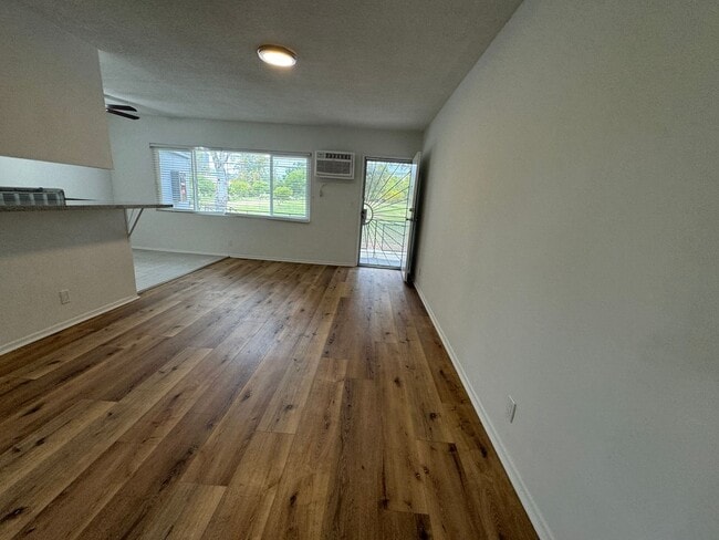Photo - 11330 Ohio Ave
