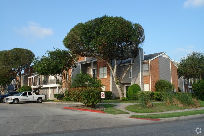 Kingston Port Apartment Homes