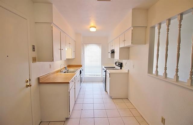 Photo - 362 Linklea Dr