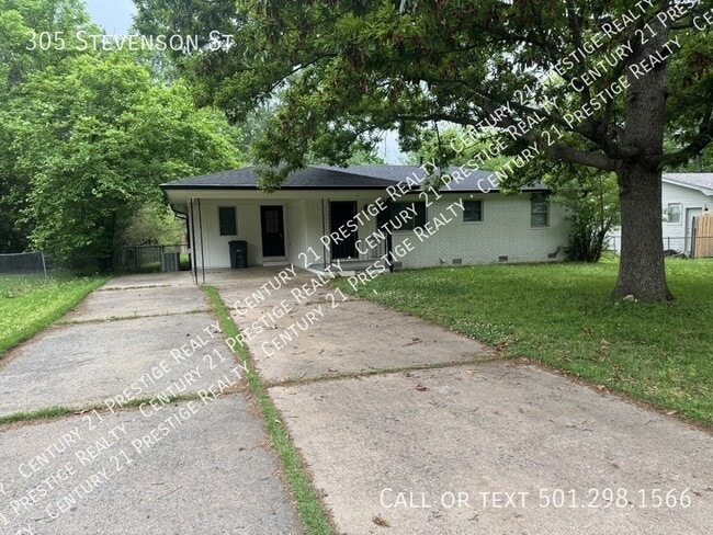 Building Photo - 305 Stevenson St