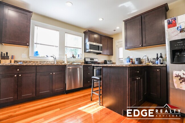 Photo - 8 Matchett St Unit 1