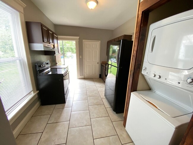 Photo - 406 E 17th Ave