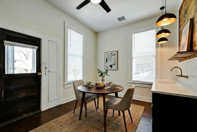 Photo - 423 W Woodlawn Ave Unidad 2