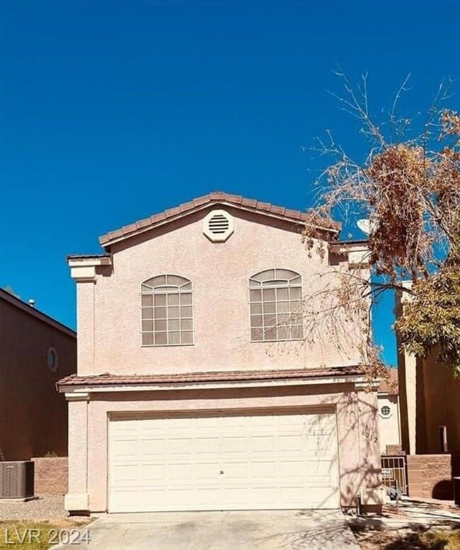 Building Photo - Furnished 3 Bedroom Home in Gated Community
