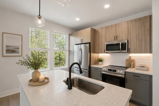 Photo - The Henslow Daniel Island Apartments & Townhomes
