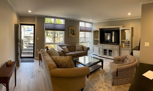 Photo - 7 Hughes Pl Unidad 7C