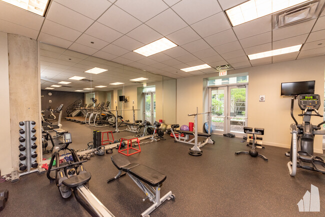 Photo - 700 N Larrabee St Condo