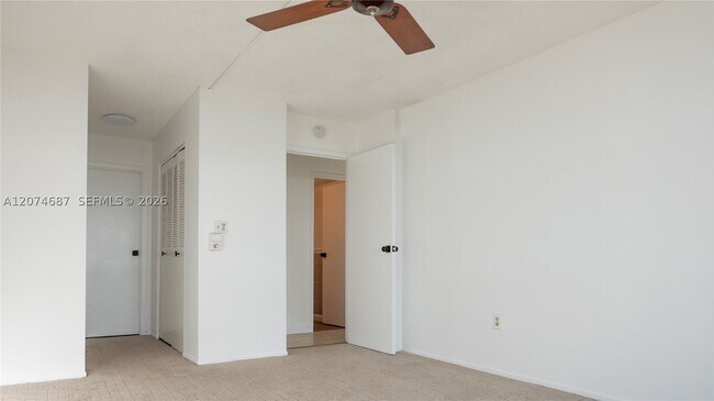 Photo - 16851 NE 23rd Ave Unit B621