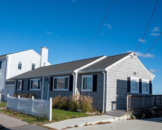 Photo - 490 Ocean St