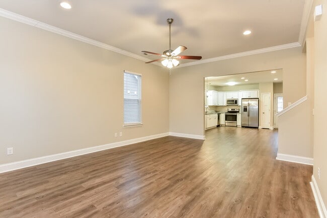 Photo - 1968 Brookshine Port