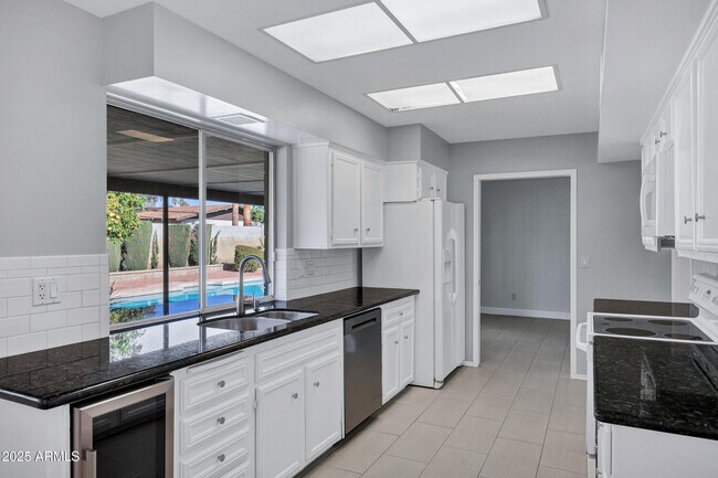 Photo - 8558 E Vía De Viva