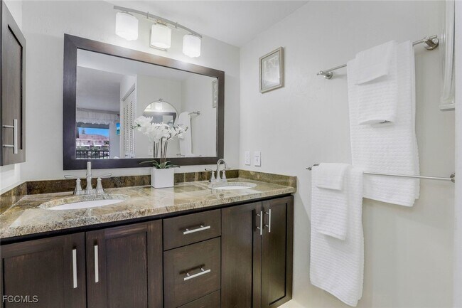 Photo - 4549 SE 5th Pl Unidad 214