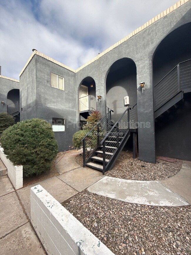 Photo - Plaza Del Sol