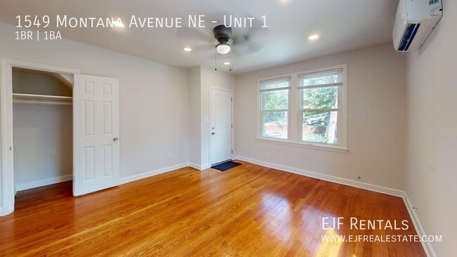 1549 Montana Ave NE Unit 1