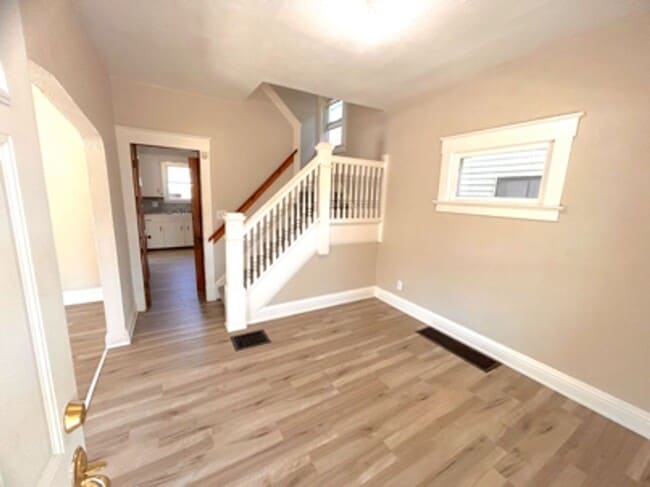 Photo - 3 Bed 1 Bath