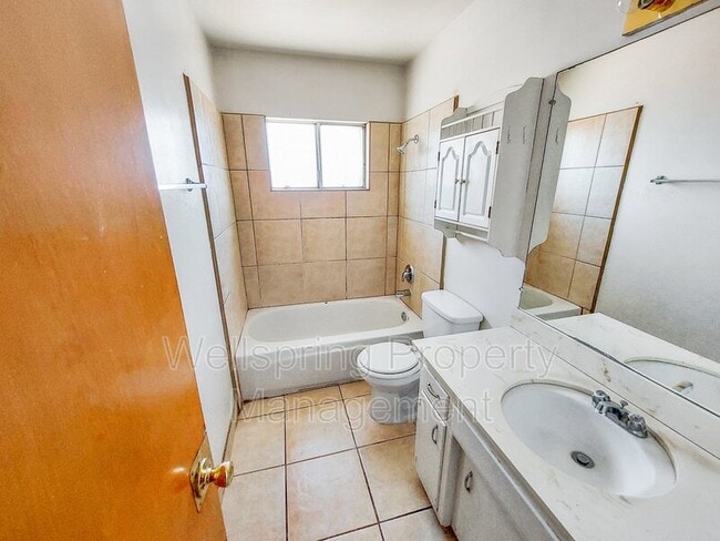 Photo - 213 Panamint Ave Unit D