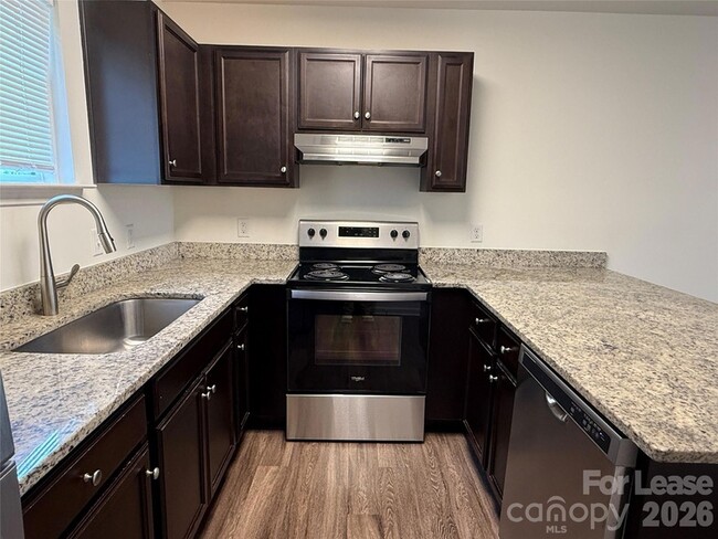 Photo - 2029 Oakdale Rd
