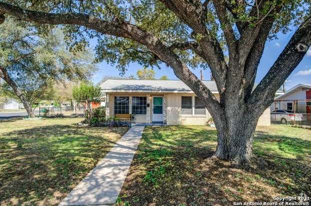 Building Photo - 203 Coral Ave Rental