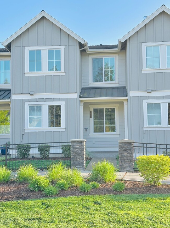 Photo - 3991 SE Century Blvd Townhome