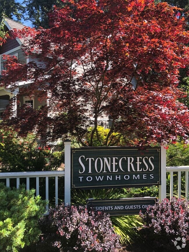 Building Photo - Stonecress Condominiums