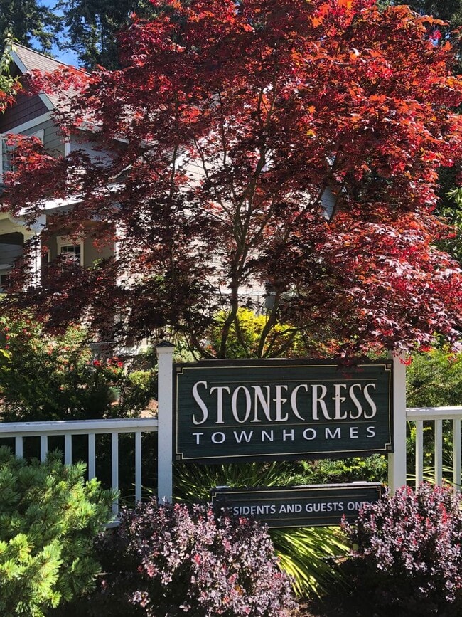 Stonecress Condominiums - Stonecress Condominiums