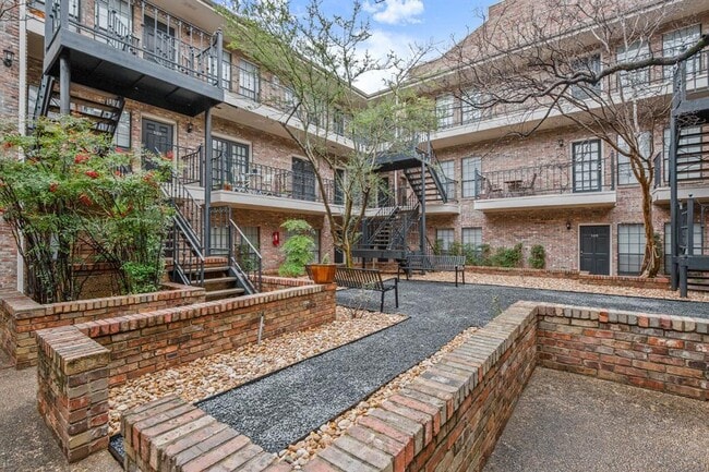 Building Photo - 2801 Rio Grande St Unit 301 Rental