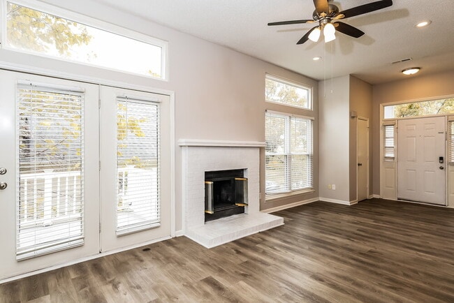 Photo - 13839 Poppleton Ct