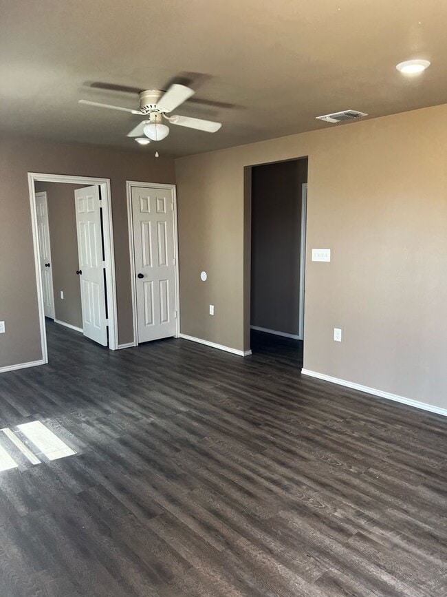 Photo - 528 46th St Apartamento Unidad B