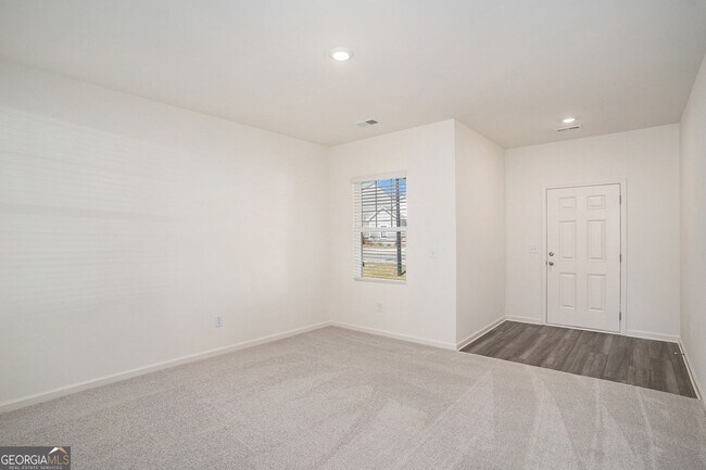 Photo - 7650 Saffron Ave