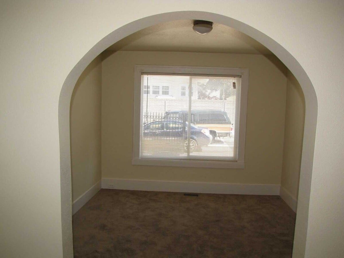 Photo - 128 S Edith St