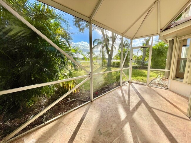 Photo - 10779 Buttonwood Lake Dr