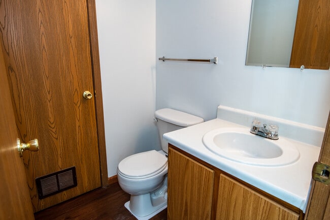 Chelsea Village Apartments
