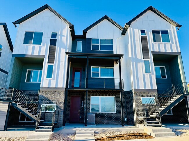 Photo - 7174 Clove Hitch Hts