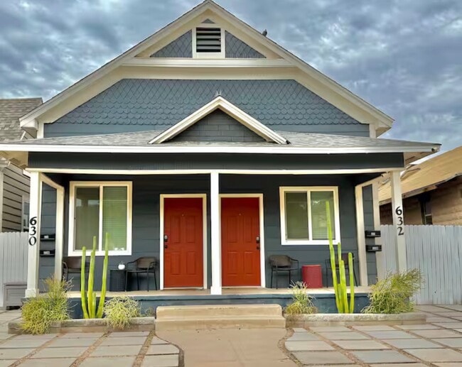 Photo - 630 N 11th Ave