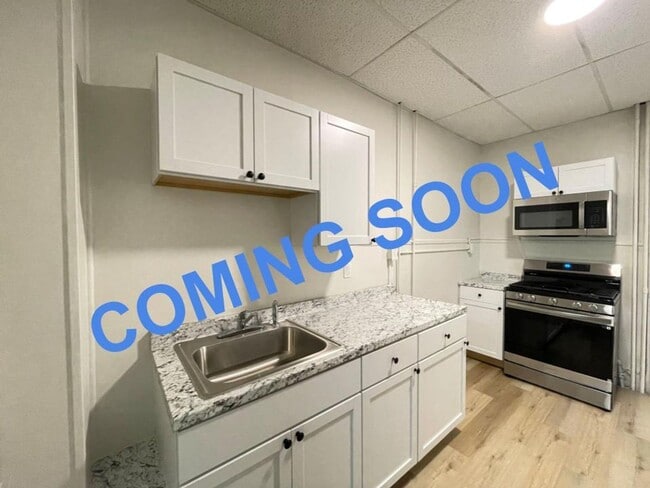 Building Photo - 53 Pennacook St Unit 1