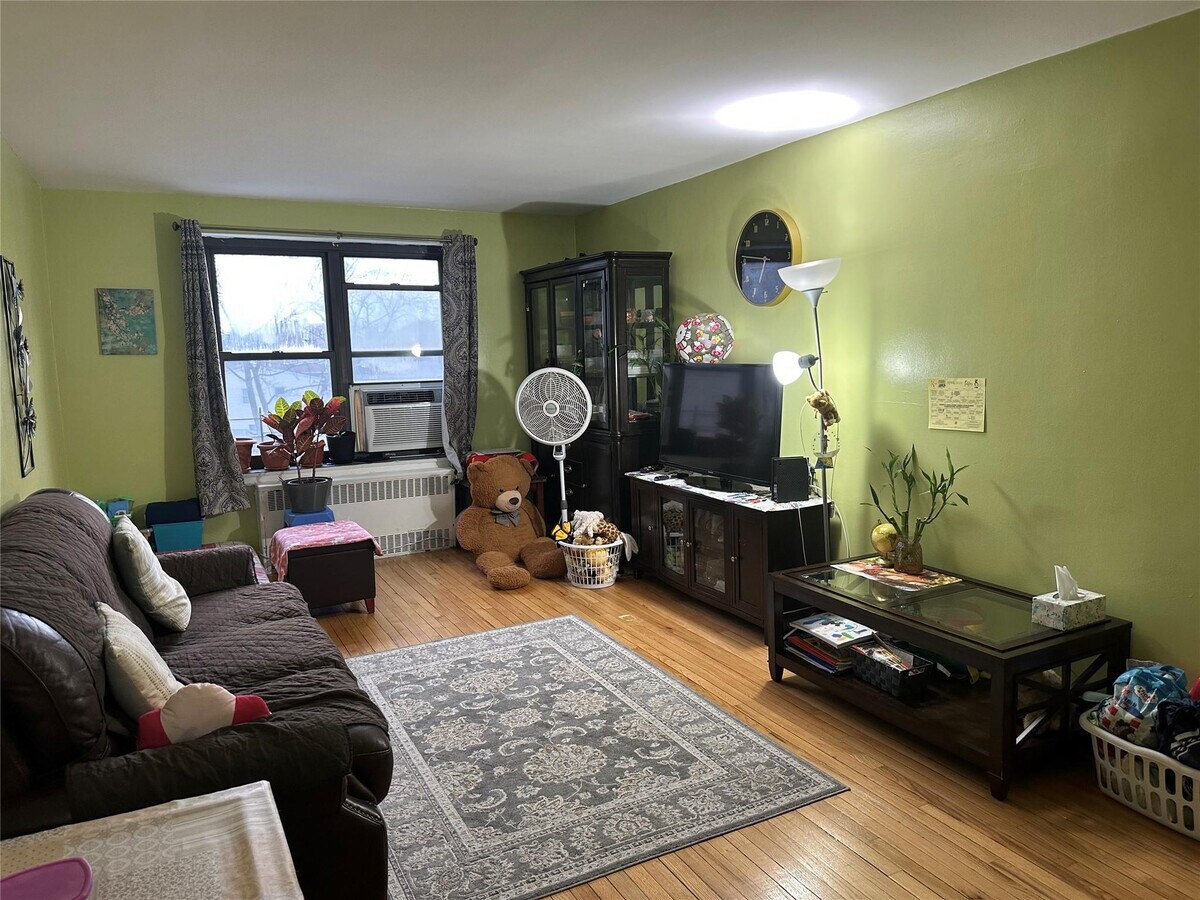 Photo - 3563-63 88th St Apartamento Unidad 2M