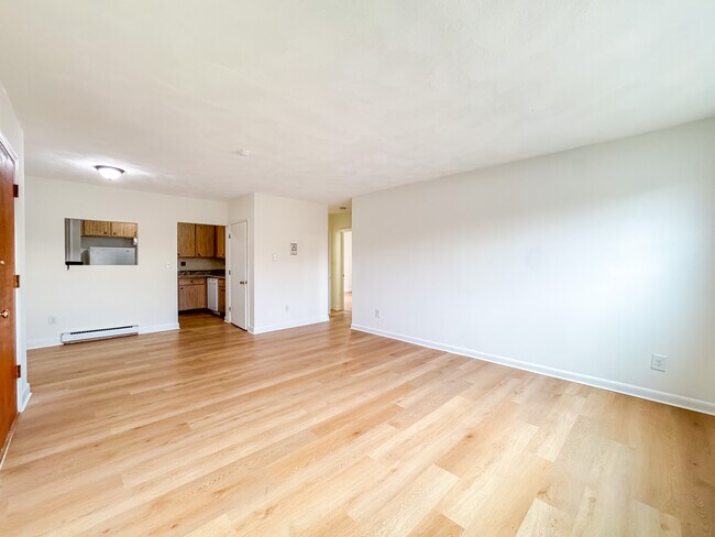 Photo - 11 Hodges Ave Unit 1